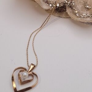Elegant Gold Heart Pendant Necklace